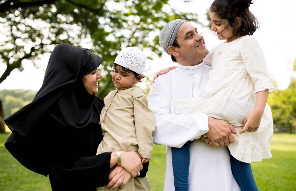 UAE Visa Amnesty Waives Dh150,000 Fines as Man Secures Job and best Plans to Re-enrol Kids in School